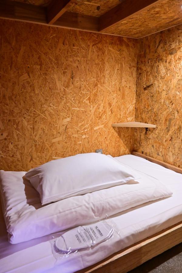 Hotel Kawaramachi Domitory Takamatsu Zewnętrze zdjęcie